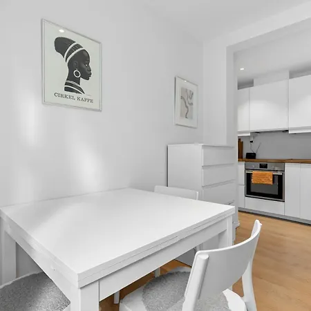 Behind Bryggen - Renovated - Budget Friendly Bergen