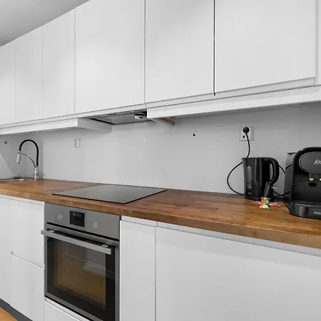 Behind Bryggen - Renovated - Budget Friendly Apartment Bergen